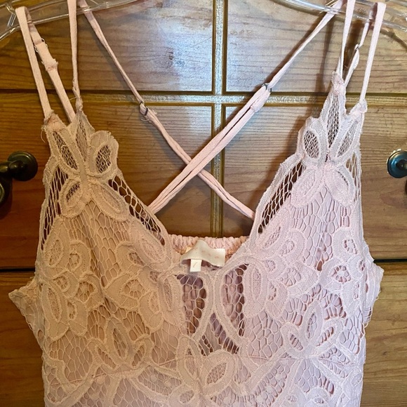 Entro Pink Lace Party Dress. Size XS petite. - Picture 3 of 9